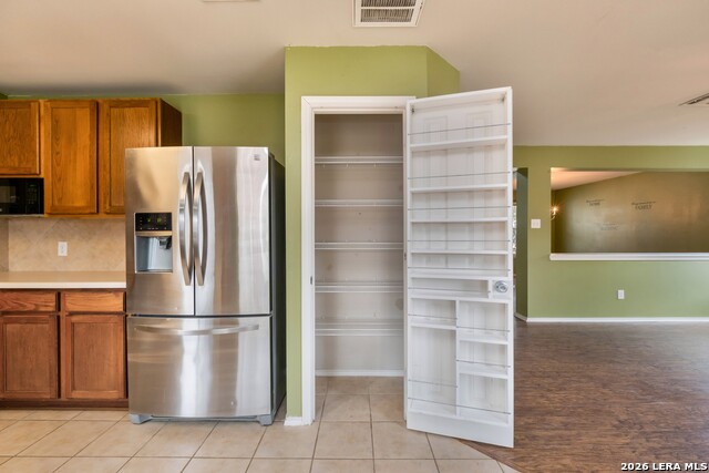 Image 13 of 41 For 3679 Archer Blvd