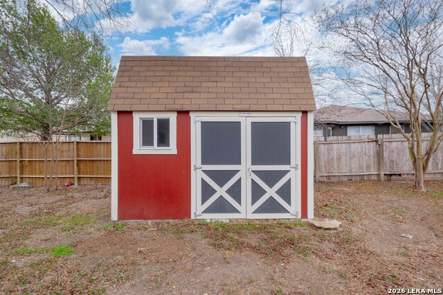 Image 38 of 41 For 3679 Archer Blvd