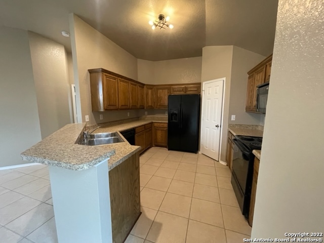 Image 12 of 34 For 7402 Baja Pt