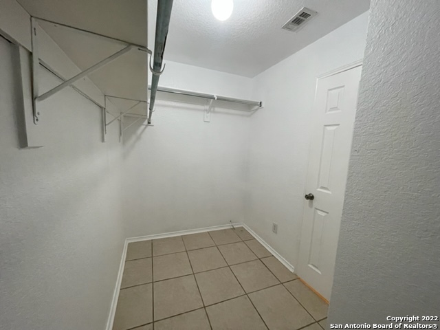 Image 23 of 34 For 7402 Baja Pt