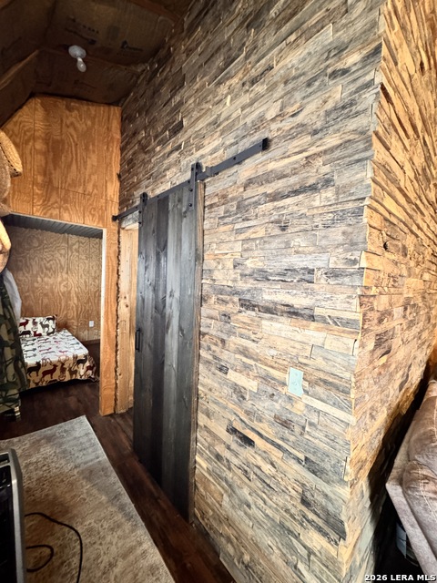 Image 21 of 41 For 884 Sd 16010