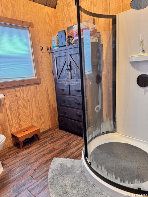 Image 24 of 41 For 884 Sd 16010