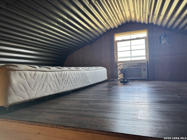 Image 9 of 41 For 884 Sd 16010