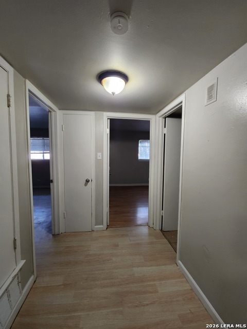 Image 9 of 14 For 615 Vance Jackson  204