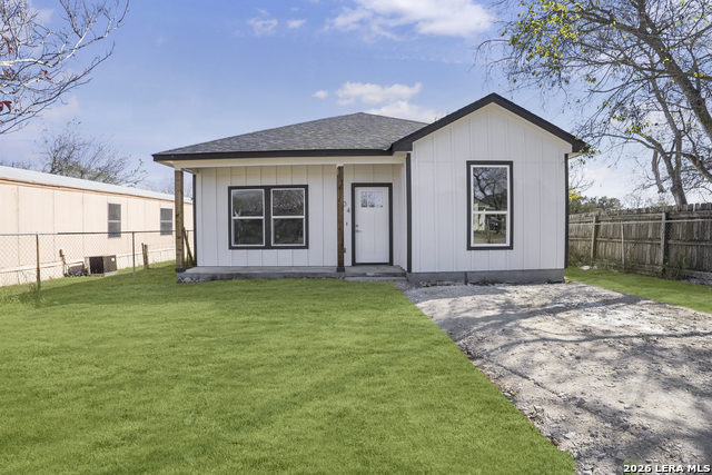 Image 2 of 16 For 804 Peach  