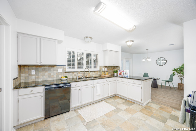 Image 18 of 40 For 7414 Forest Stream