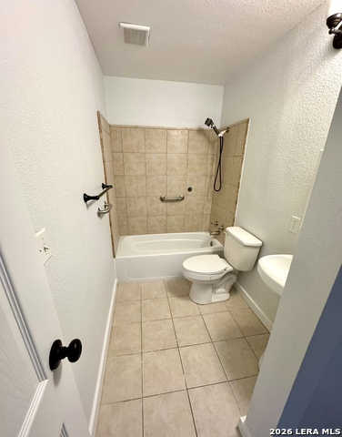 Image 16 of 25 For 910 Cypress  