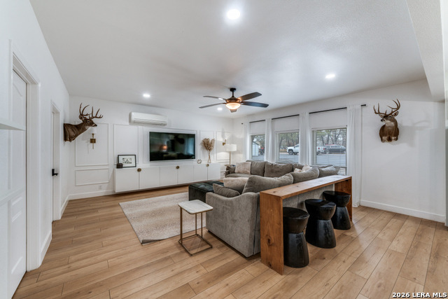 Image 10 of 55 For 322 Dublin  