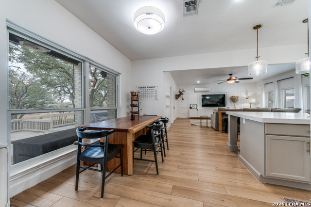 Image 13 of 55 For 322 Dublin  