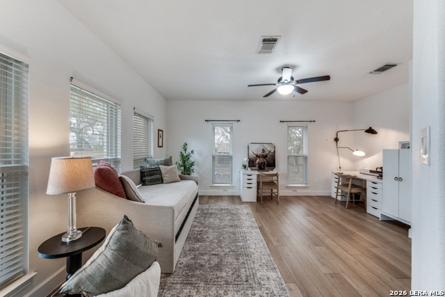 Image 23 of 55 For 322 Dublin  