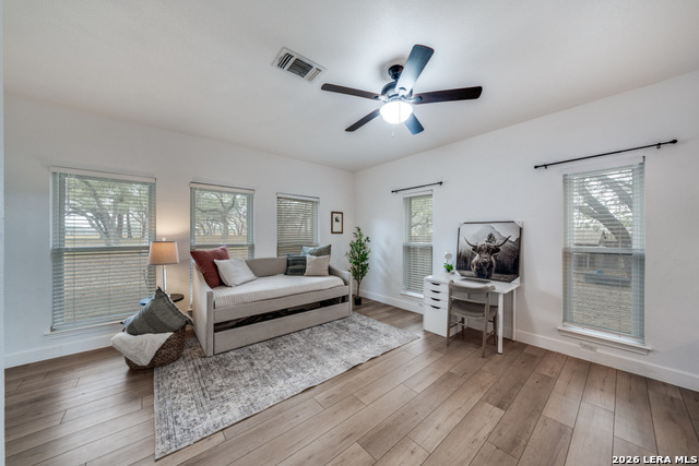 Image 24 of 55 For 322 Dublin  