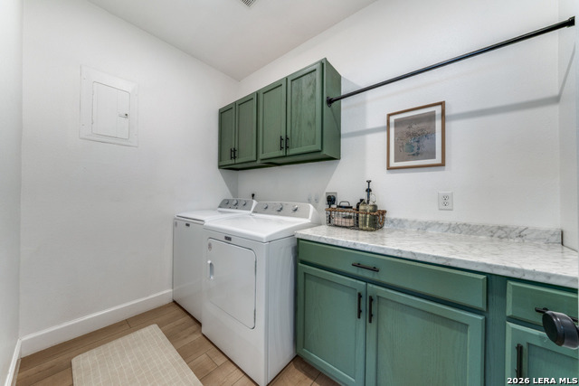 Image 32 of 55 For 322 Dublin  