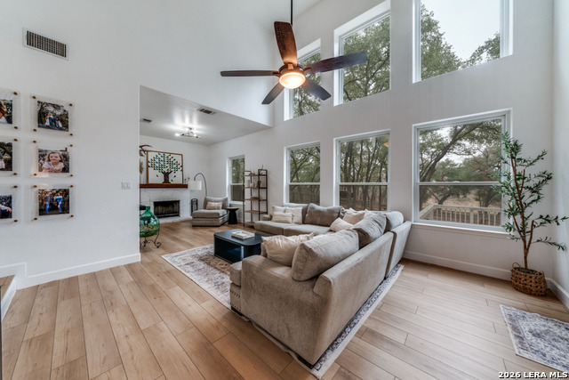 Image 4 of 55 For 322 Dublin  