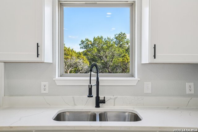 Image 12 of 31 For 118 Matt Dillon Dr