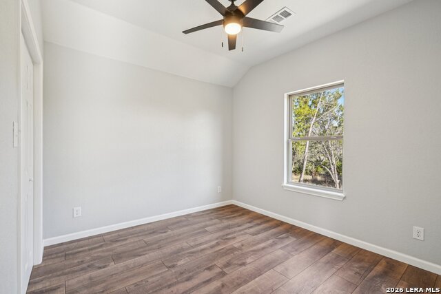 Image 14 of 31 For 118 Matt Dillon Dr