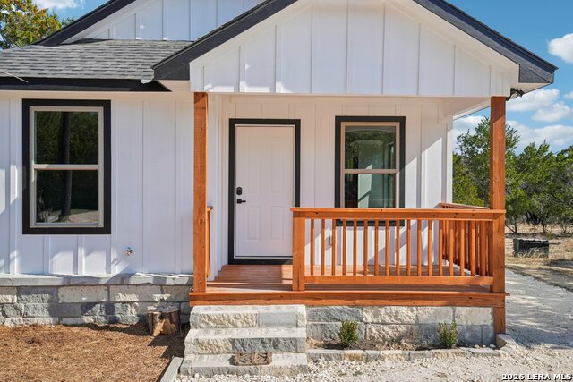 Image 4 of 31 For 118 Matt Dillon Dr