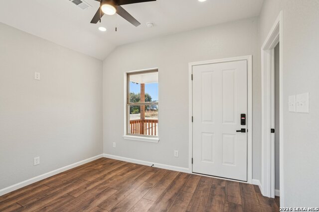 Image 6 of 31 For 118 Matt Dillon Dr