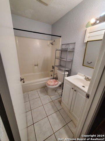 Image 10 of 17 For 5295 Round Table