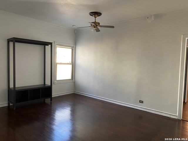 Image 23 of 43 For 532 Westwood