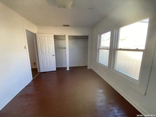 Image 25 of 43 For 532 Westwood