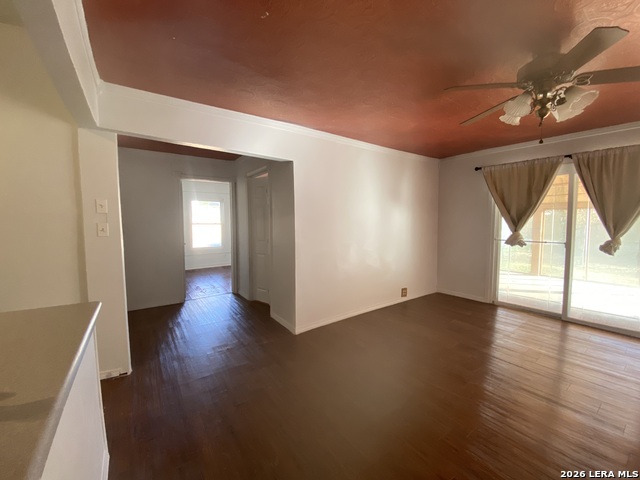 Image 28 of 43 For 532 Westwood