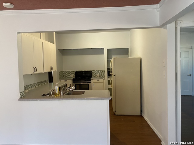 Image 9 of 43 For 532 Westwood