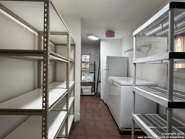 Listing photo id 26 for 5402 Zarzamora S