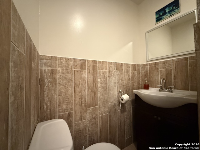 Listing photo id 34 for 5402 Zarzamora S