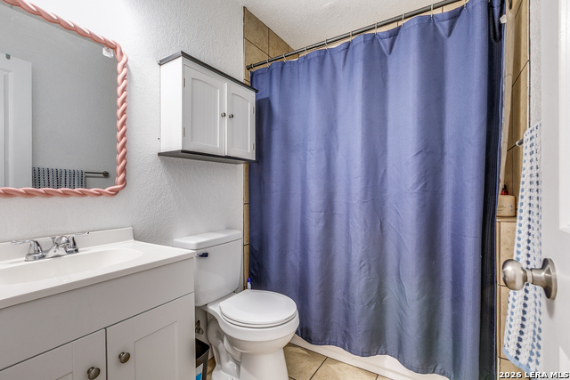 Image 24 of 25 For 354 Ike  