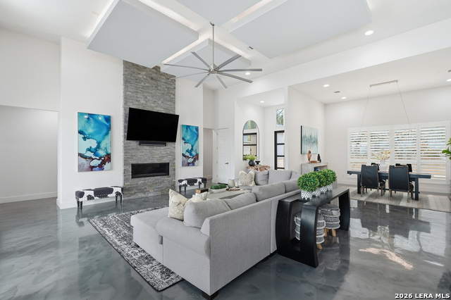 Image 11 of 54 For 24802 Caliza