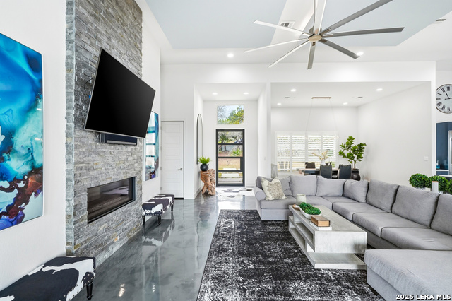 Image 16 of 54 For 24802 Caliza