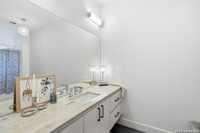 Image 33 of 54 For 24802 Caliza