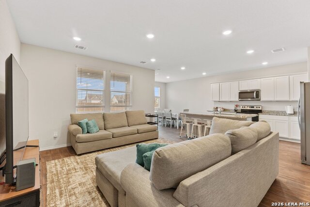 Image 11 of 29 For 449 Ida Loop