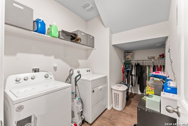 Image 20 of 29 For 449 Ida Loop