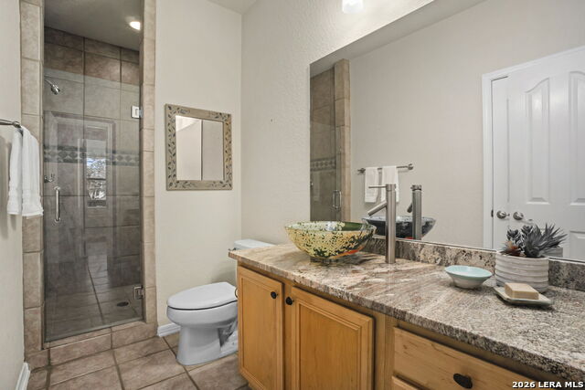 Image 15 of 43 For 168 Danube Pass