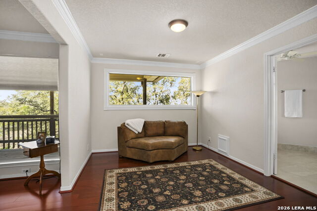 Image 19 of 43 For 168 Danube Pass