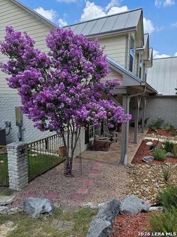 Image 39 of 43 For 168 Danube Pass