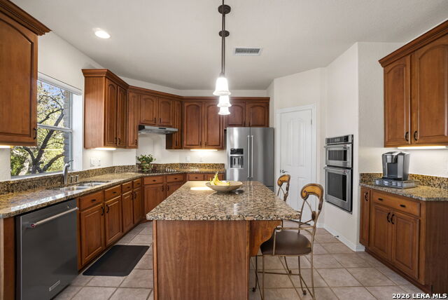 Image 9 of 43 For 168 Danube Pass