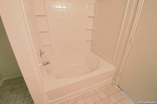 Image 19 of 26 For 25907 Torch Lily