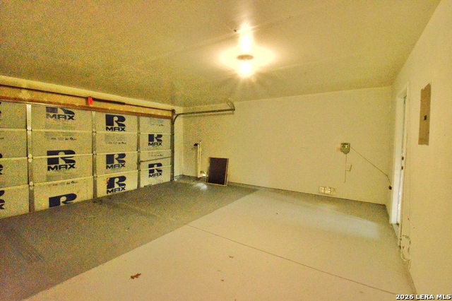 Image 24 of 26 For 25907 Torch Lily