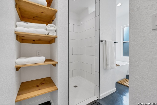 Image 12 of 25 For 110 Janine  