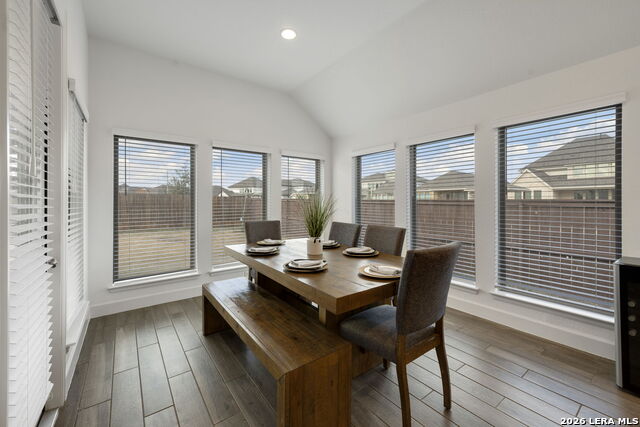 Image 13 of 42 For 9435 Mustang Herd