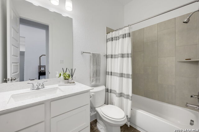 Image 30 of 42 For 9435 Mustang Herd