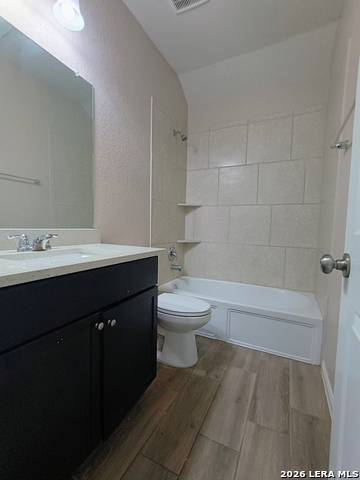 Image 24 of 29 For 11927 Tower Forest