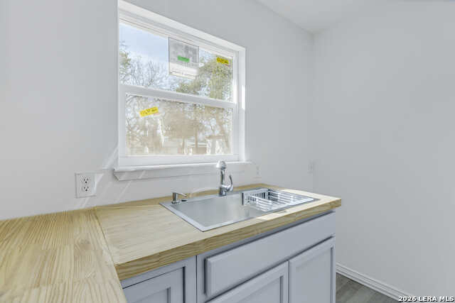 Image 16 of 36 For 1110 Hermine