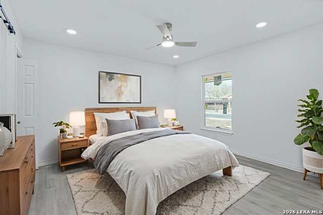 Image 18 of 36 For 1110 Hermine