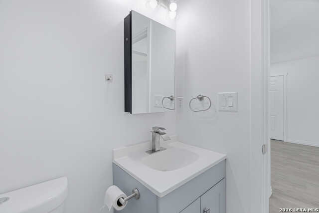 Image 30 of 36 For 1110 Hermine