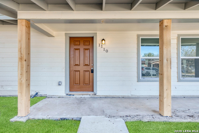 Image 6 of 36 For 1110 Hermine