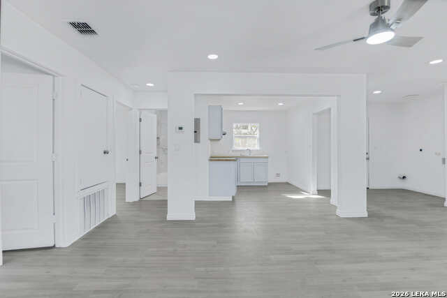 Image 7 of 36 For 1110 Hermine