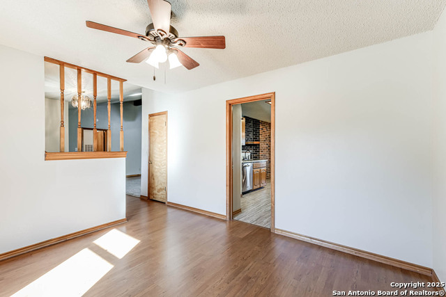 Image 8 of 42 For 2454 Island View